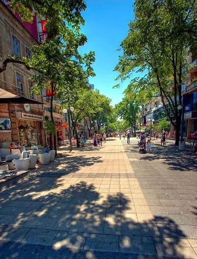 Super Center-Huge 2 Bedrooms Apartment Burgas Bulgaria