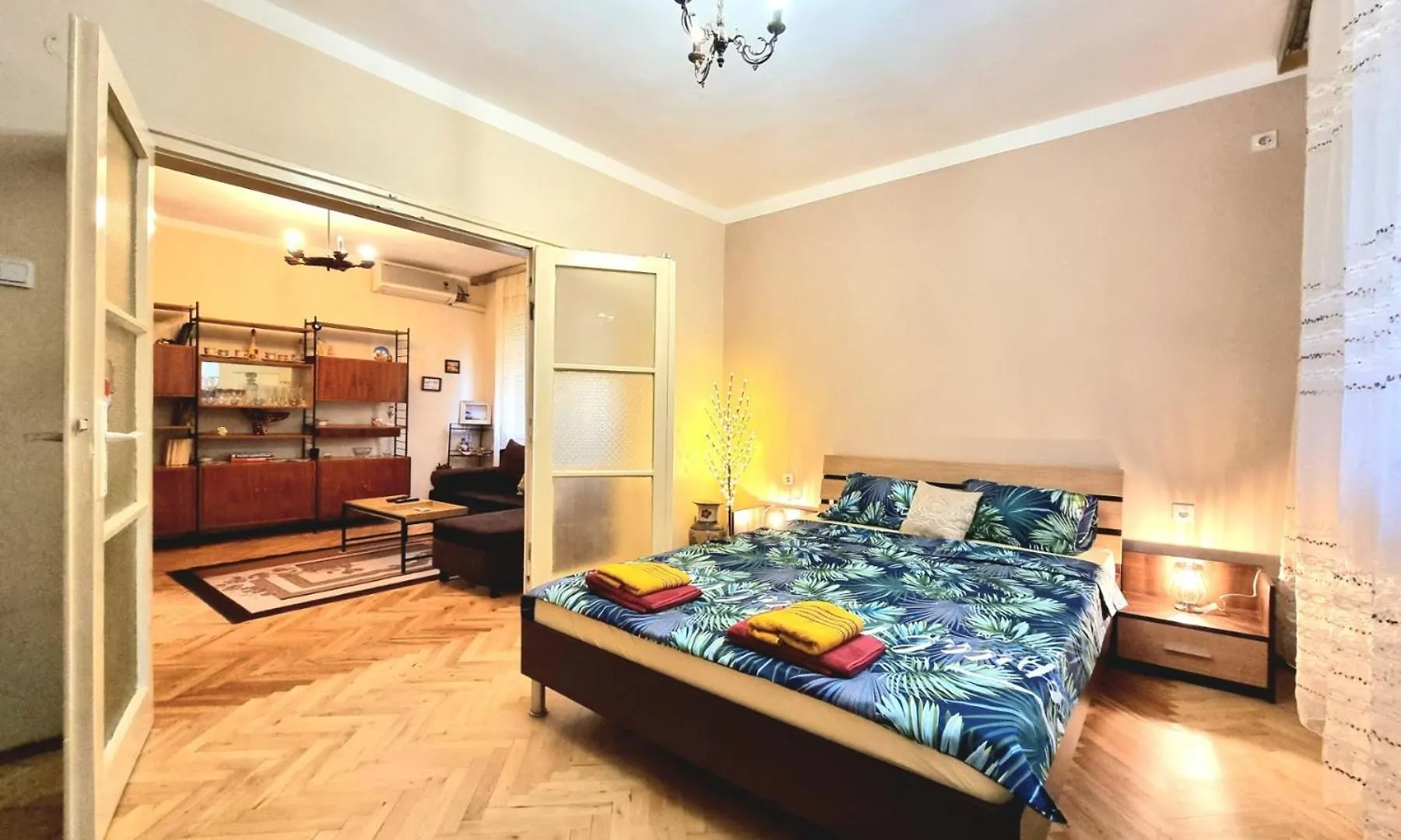 Super Center-Huge 2 Bedrooms Apartment Burgas 0*,  Bulgaria